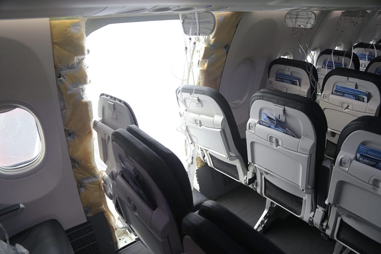 alaska airlines flight 1282 interior detail